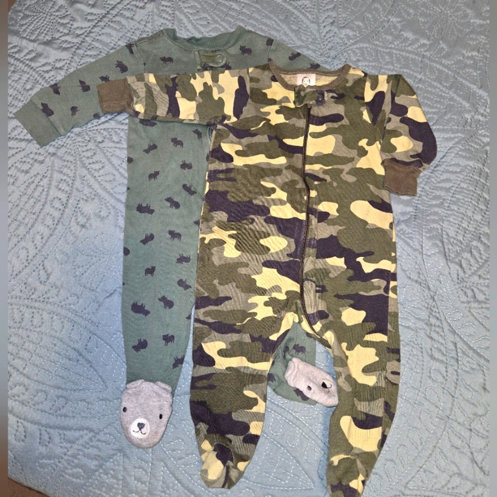 Carter's & Gerber Boy's 3-6M Onesies bundle of 2